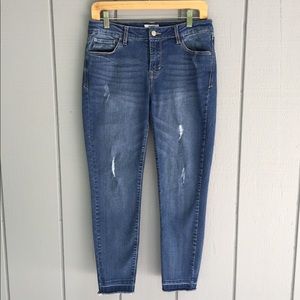 Kensie skinny ankle destructed raw hem